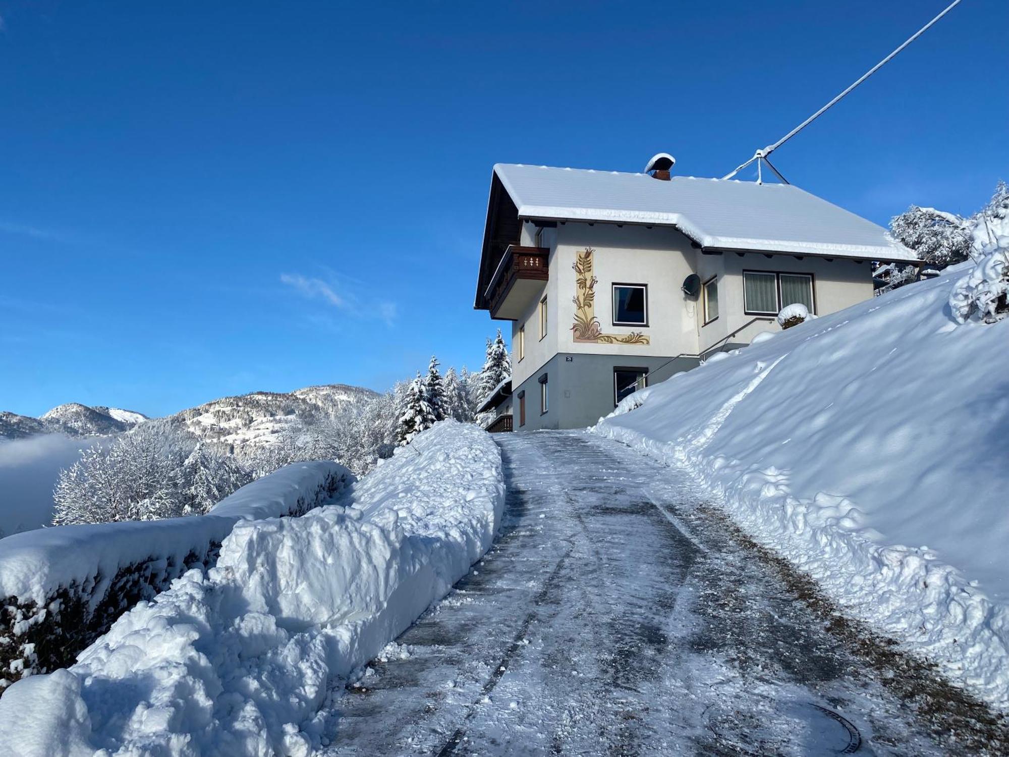 Nocky Mountains Lodge And Apartment Radenthein Esterno foto